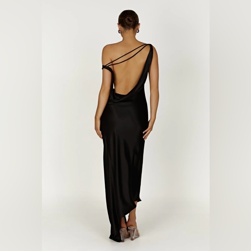 Meshki Yvette
Slip Maxi Dress With Asymmetrical Hem
